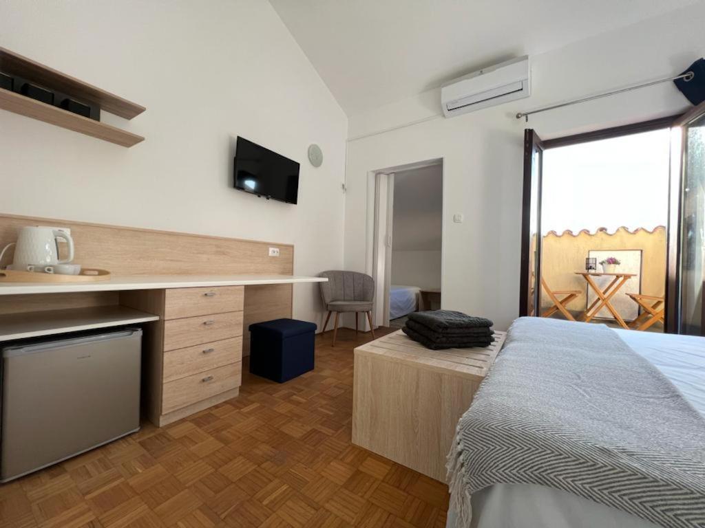 Vista Del Mar Bed & Breakfast Piran Bagian luar foto